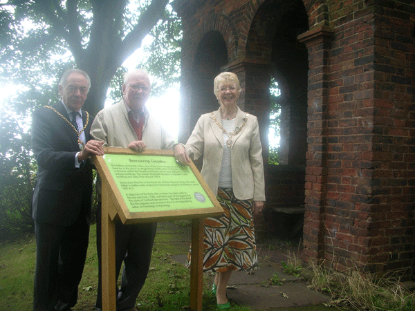 Mayor & Mayoress with Les Ashley